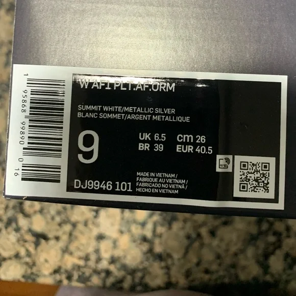 Size 9 - Nike Air Force 1 PLT.AF.ORM White - Picture 5 of 6